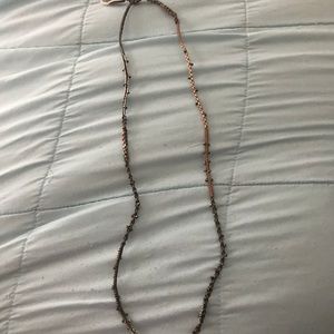 Long causal necklace